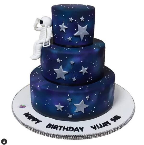 Astronaut Cake